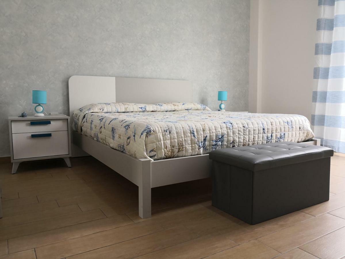 Corso Italia 83 Apartman Taranto Kültér fotó